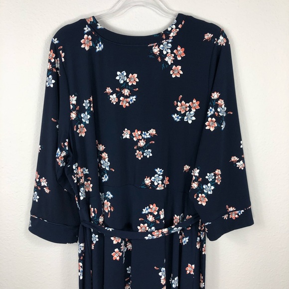 NWOT 3X Torrid Navy Floral Faux Wrap Dress - Picture 6 of 13